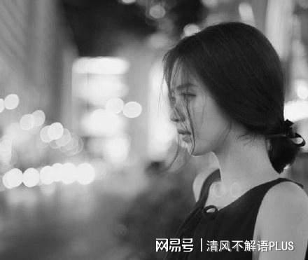 一个人免费视频在线观看www的简单介绍